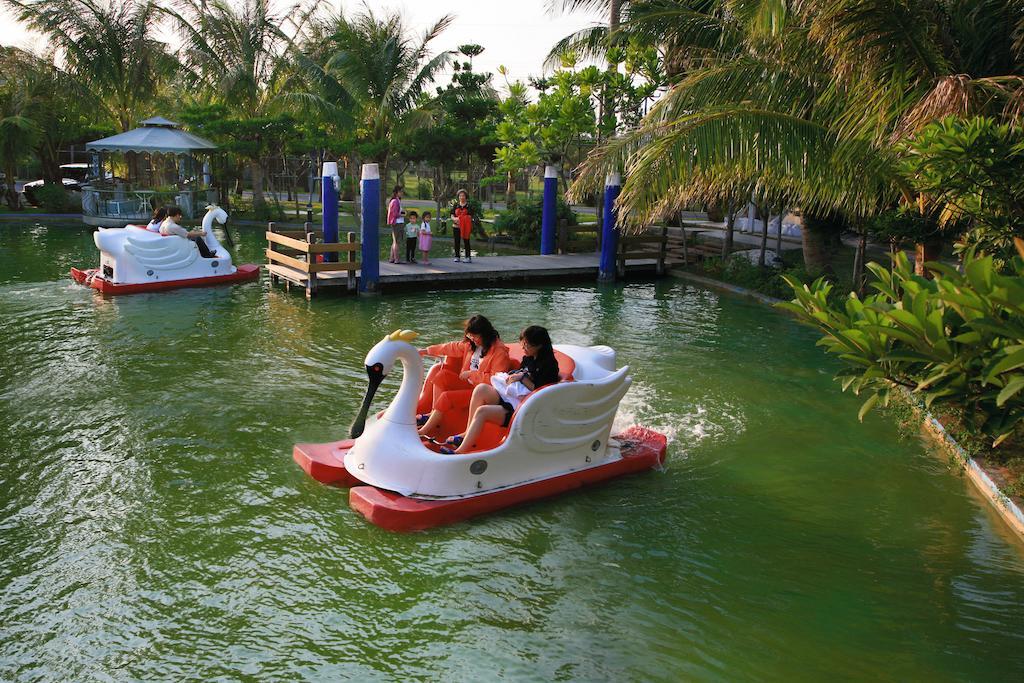 Swan Lake Villa Resort Nanvan Kültér fotó